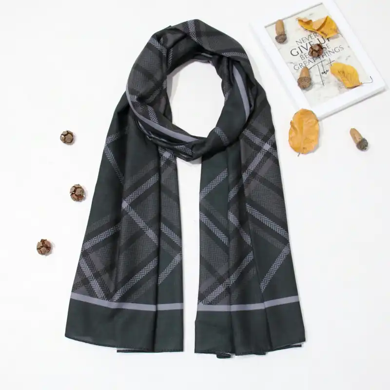 شال زنانه مدل نخی کد 2885