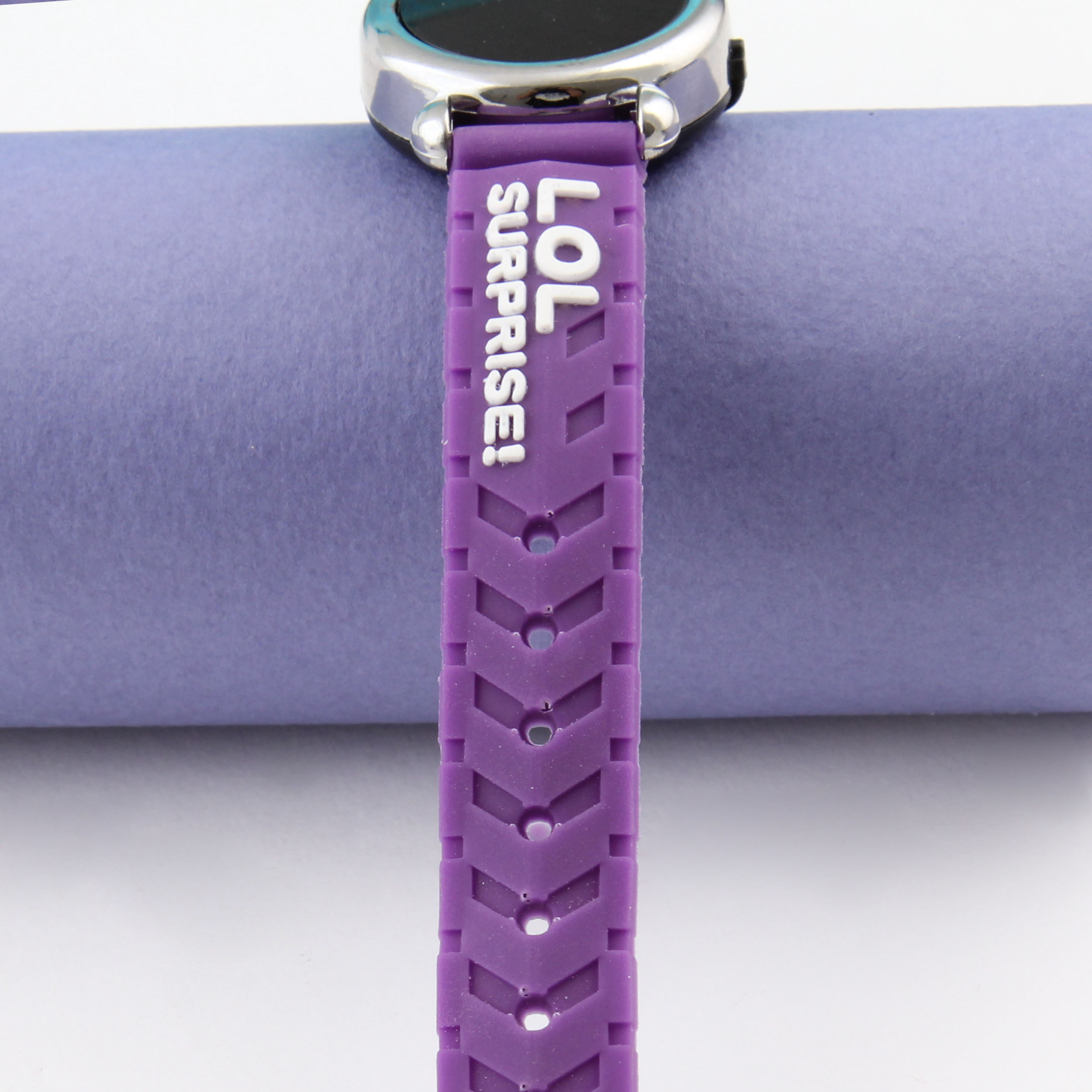 ساعت مچی دیجیتال دخترانه مدل سوپرایزی کد WHK_028