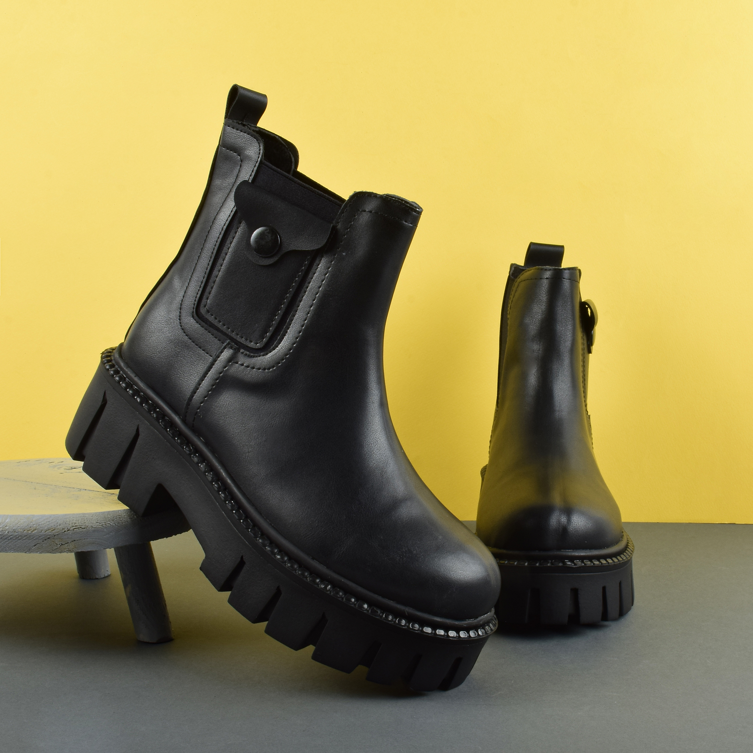 نیم بوت زنانه مدل BK.2889