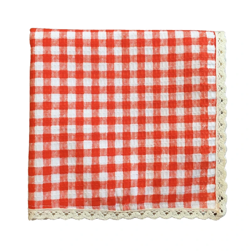رومیزی مدل سفره چهارخانه سایز 100x100 سانتی‌متر
