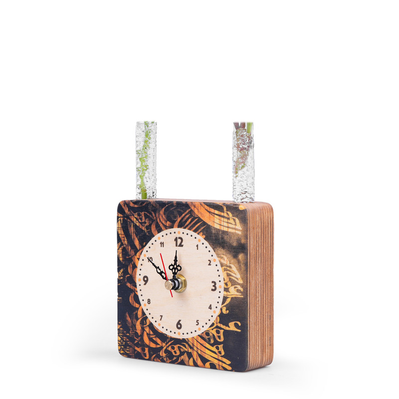 ساعت رومیزی راکورد مدل P-129H طرح سیاه مشق