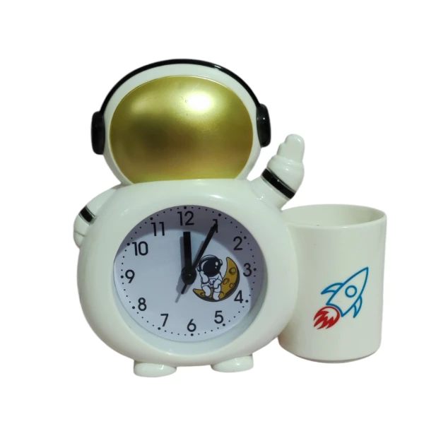 ساعت رومیزی کودک مدل آلارم دار فضانورد به همراه جاقلمی sp4