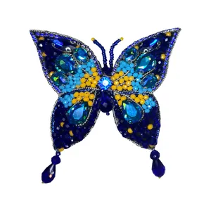 سنجاق سینه زنانه مدل پروانه