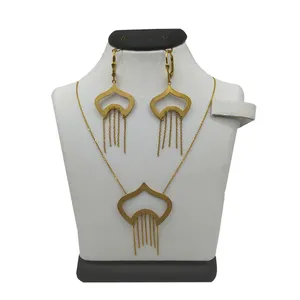 نیم ست طلا 18 عیار زنانه مدل اکست