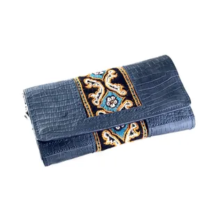 کیف دستی چرمی مدل پته بازوبندی کد BC01