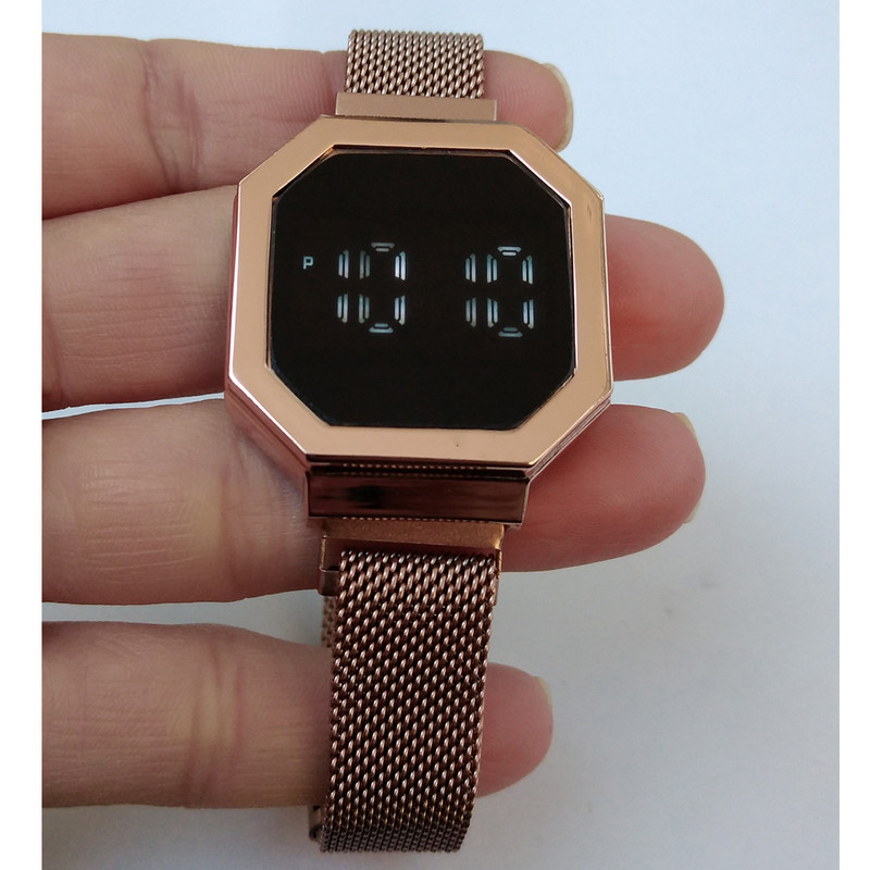 ساعت مچی دیجیتال دخترانه مدل 2253 LED ساعت مچی دیجیتال دخترانه مدل 2253 LED