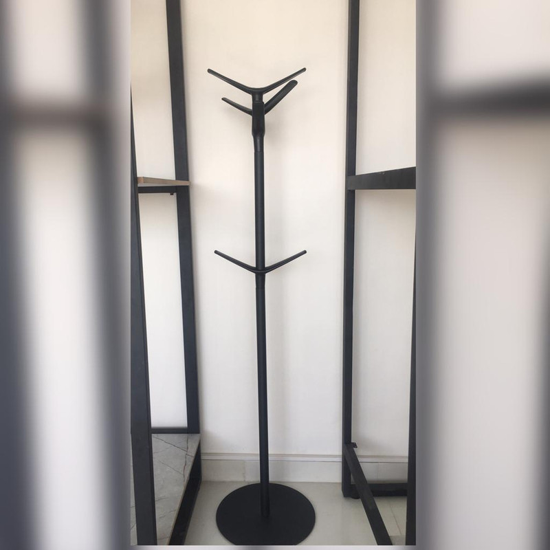 آویز لباس ایستاده مدل 8شاخه