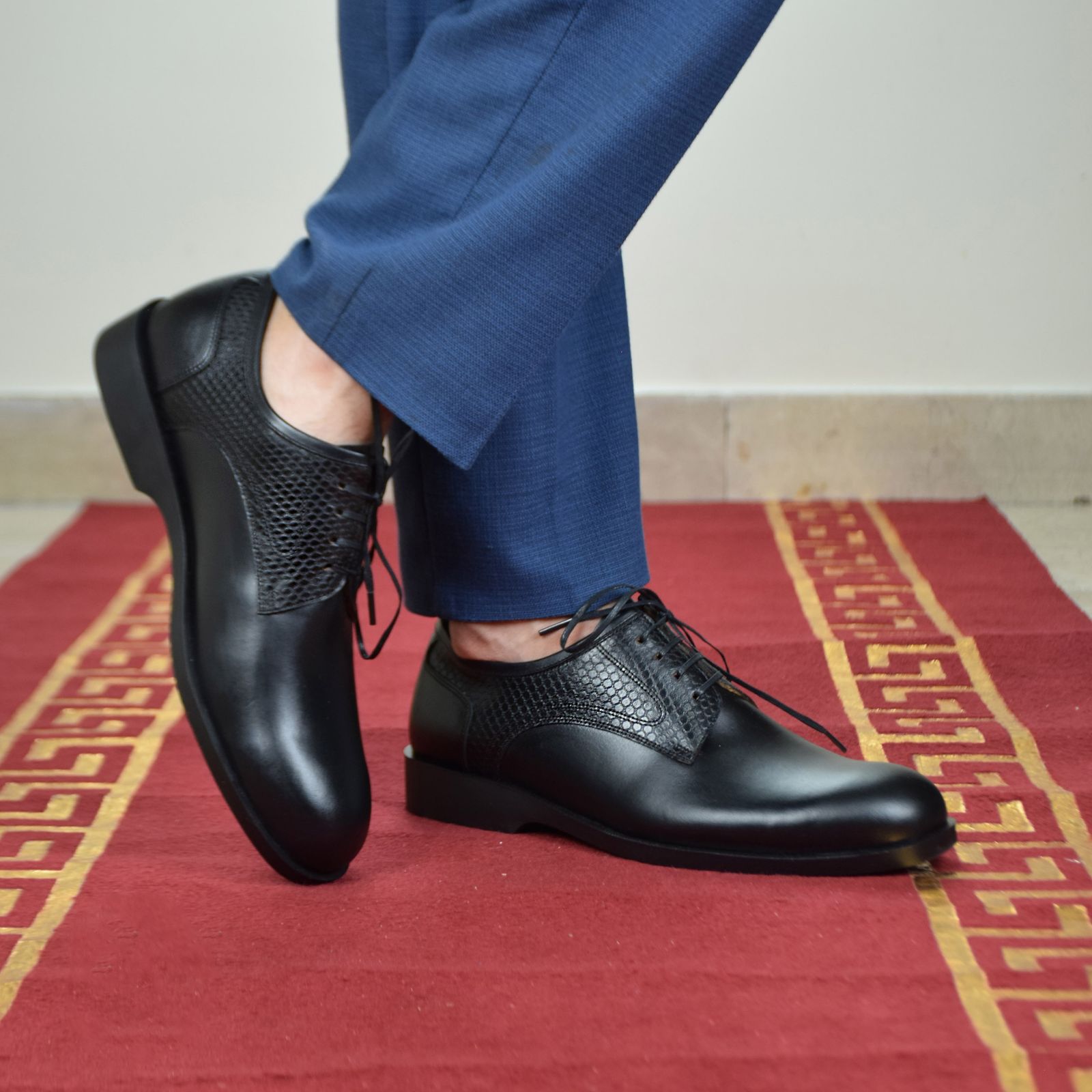 کفش مردانه کرمانی مدل چرم طبیعی دستدوز طبی کد 1075 رنگ مشکی -  - 4