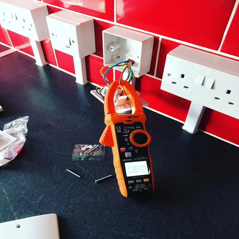 کلمپ آمپر متر پیک متر مدل  PM2028B