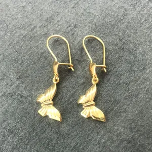 گوشواره طلا 18 عیار زنانه دوست خوب مدل پروانه dk480