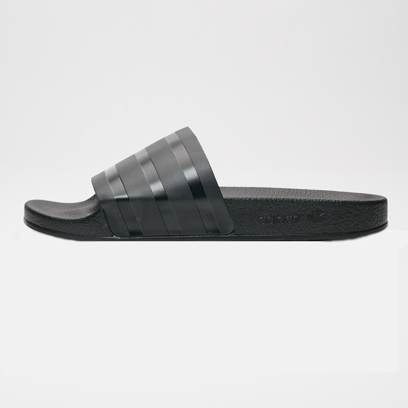 دمپایی زنانه آدیداس مدل adilette