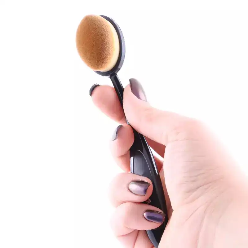 برس آرایشی مدل آپ