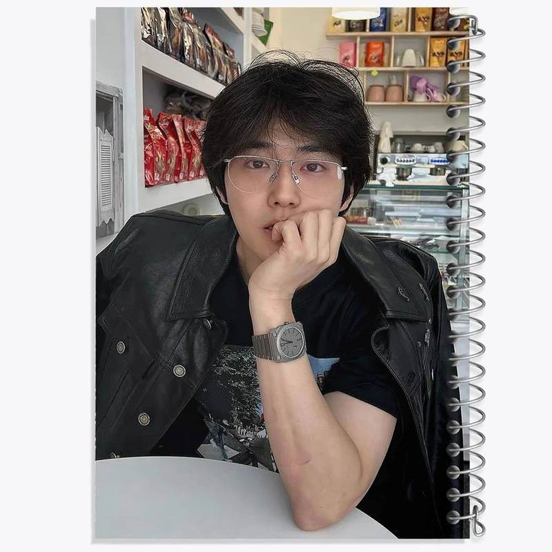 دفتر بولت ژورنال 50 برگ خندالو طرح سوهو گروه اکسو EXO کد 16855