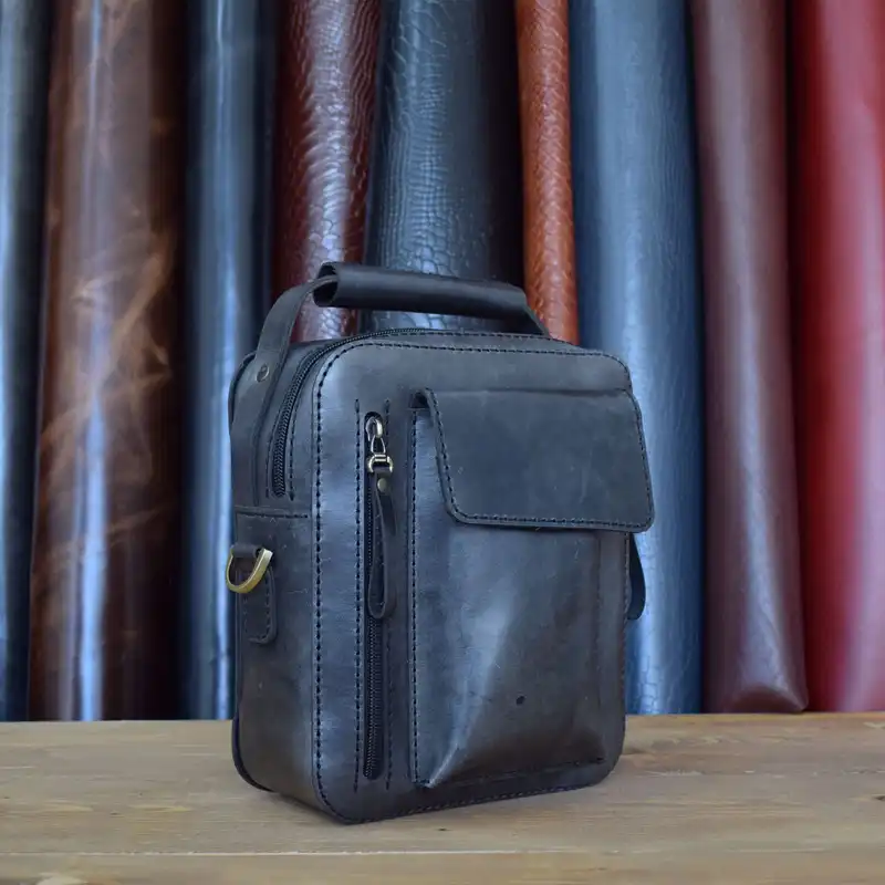 کیف دوشی چرمی مدل نوبل