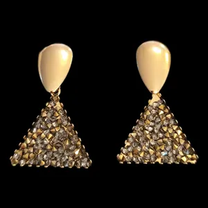 گوشواره زنانه مدل نگینی مجلسی 