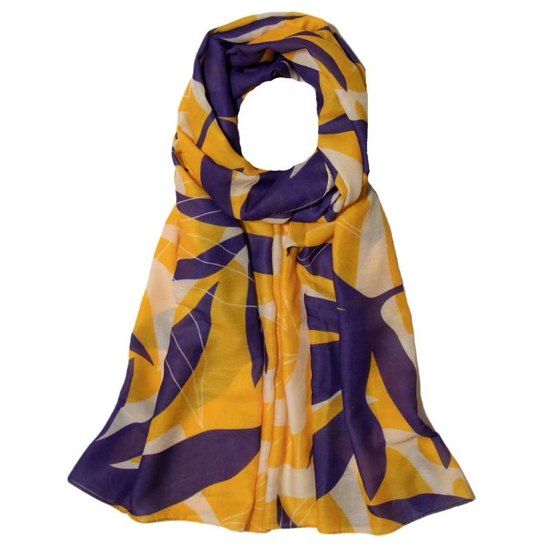 شال زنانه مدل نخی مزونی طرح برگ پاییزه کد ana-1470-01