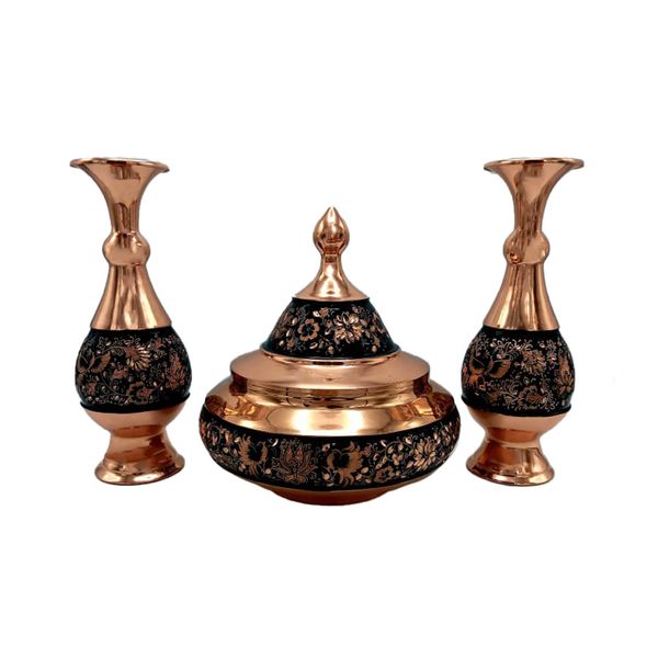 ست گلدان و گز خوری قلمزنی مسی طرح گل و مرغ کد 043 ست گلدان و گز خوری قلمزنی مسی طرح گل و مرغ کد 043