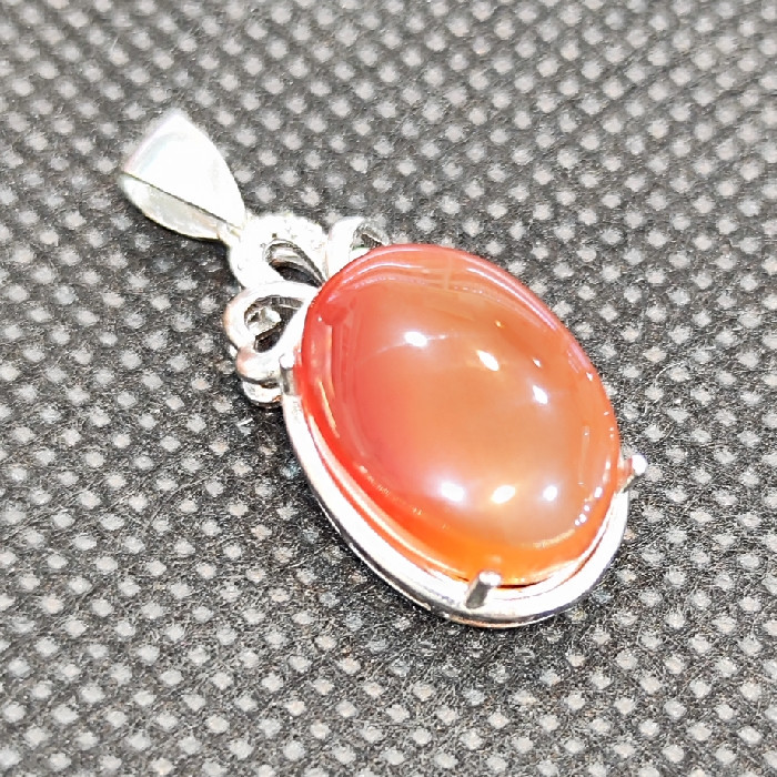 آویز گردنبند نقره زنانه مدل عقیق یمانی کد 256 آویز گردنبند نقره زنانه مدل عقیق یمانی کد 256