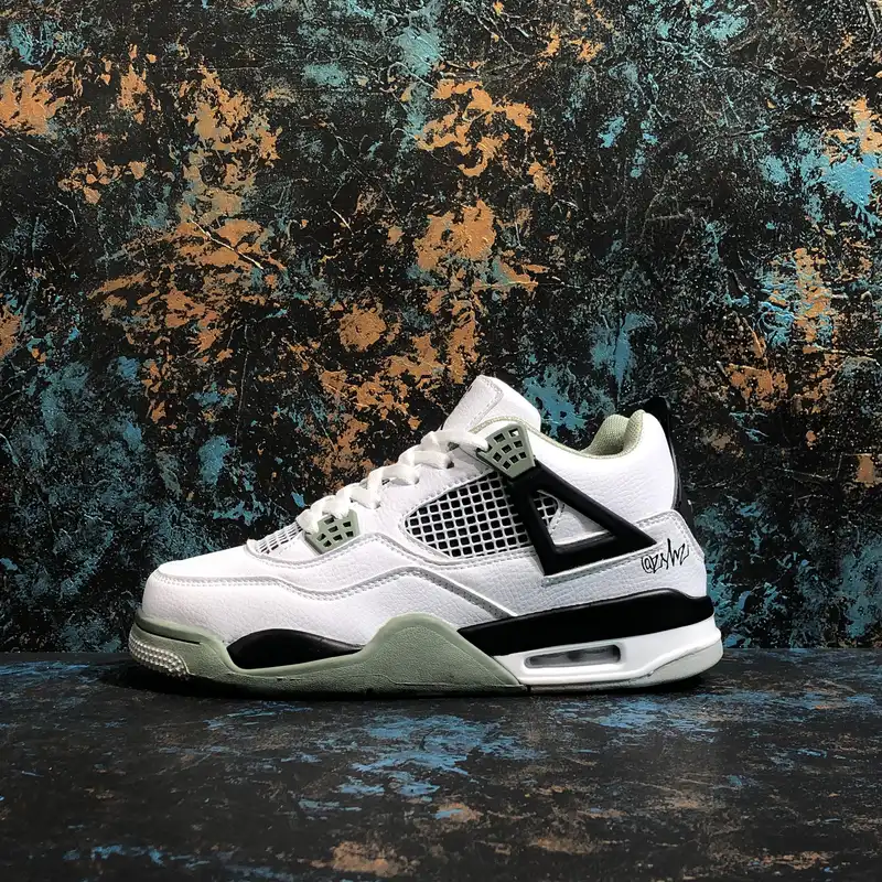 کفش بسکتبال مدل 4 WHGR-120005046