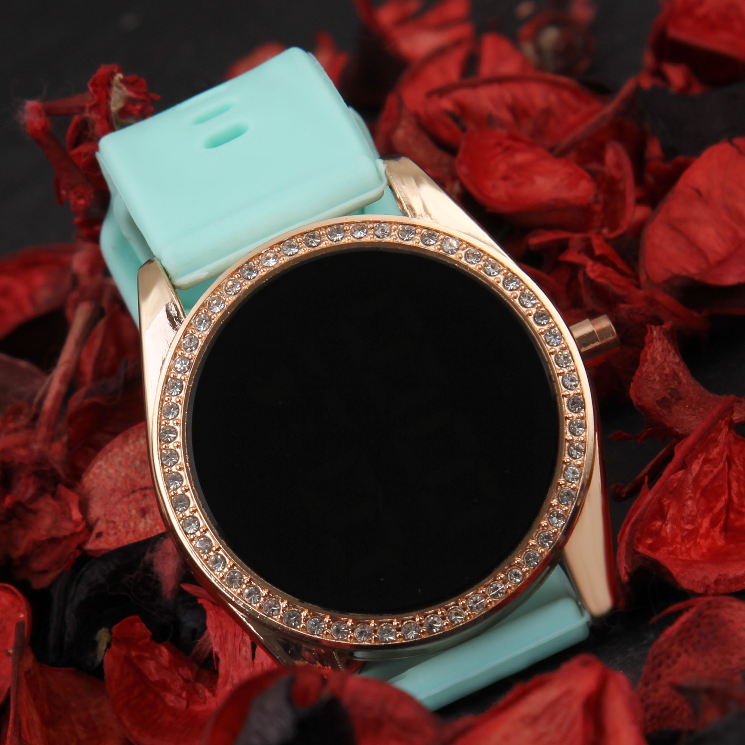 ساعت مچی دیجیتال زنانه مدل اسپرت بند سیلیکونی نگین دار کد WHW_295