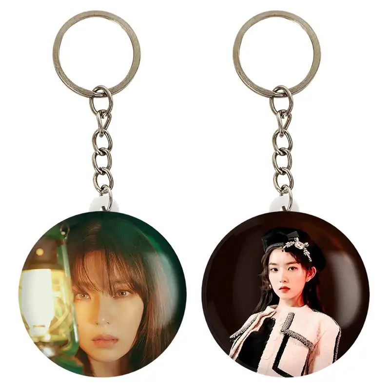 جاکلیدی خندالو مدل آیرین گروه رد ولوت Red Velvet کد 1965419655 مجموعه 2 عددی