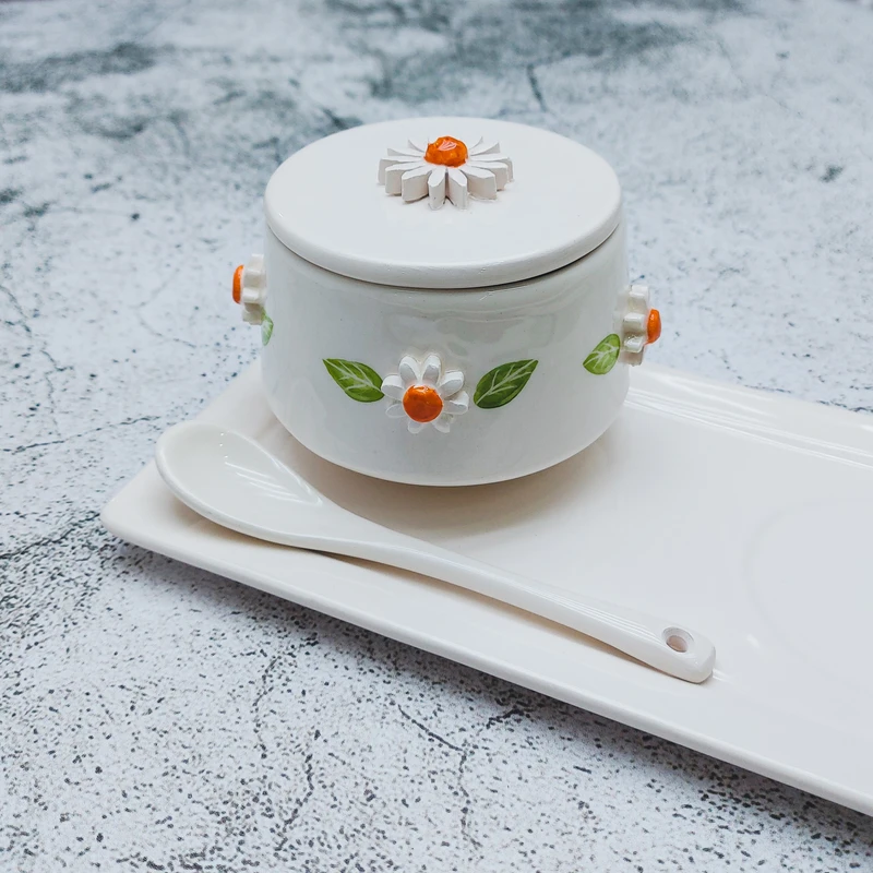 عکس شماره 2 : ست 4 تکه فنجان و قندان سرامیکی طرح گل بابونه کد 01