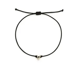 دستبند بندی مدل حرف V