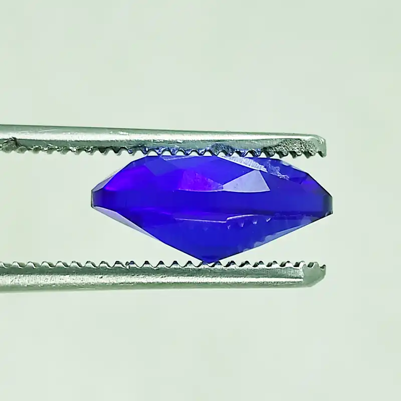 سنگ یاقوت کبود سلین کالا مدل بیضی کد pc2-1