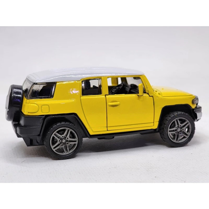 ماشین بازی مدل FJ Cruiser
