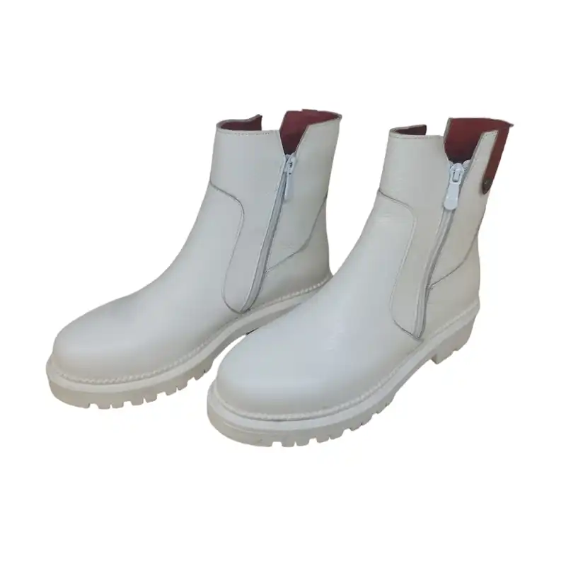 نیم بوت زنانه مدل رکــــــــــسانا چرم طبیعی رنگ سفید