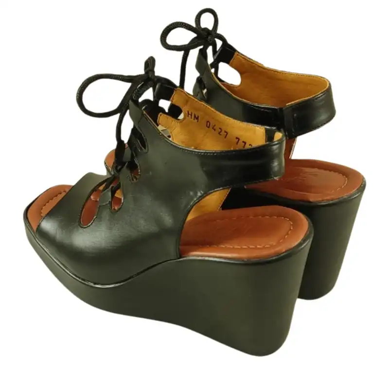 صندل زنانه مدل چرم طبیعی کد 693