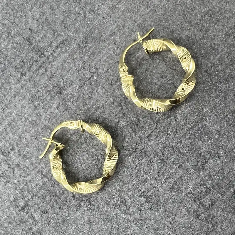 گوشواره طلا 18 عیار زنانه دوست خوب مدل dk551