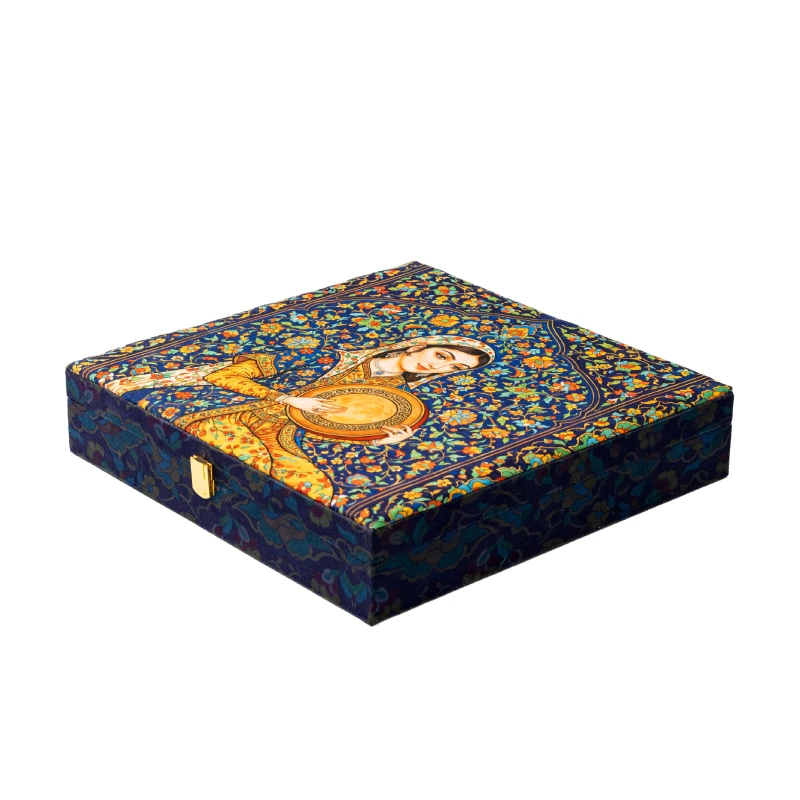 جعبه هدیه مدل GH-3 طرح دختر دف زن