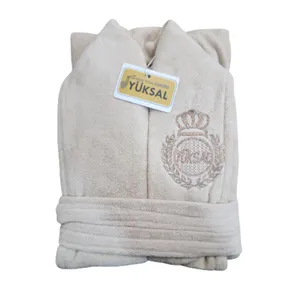 حوله پالتویی یوکسال طرح تاج سایز 125