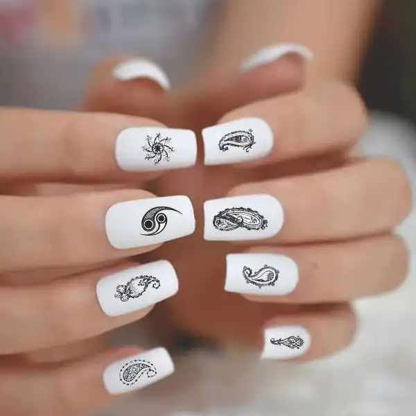 برچسب لنز ناخن مدل BLN4631