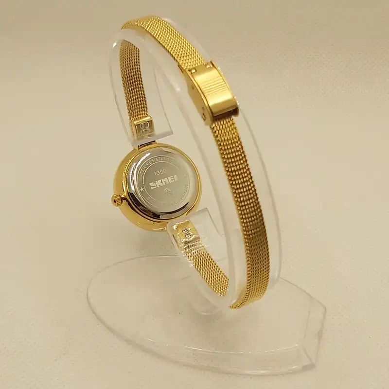 ساعت مچی عقربه ای زنانه اسکمی مدل 1390 GD