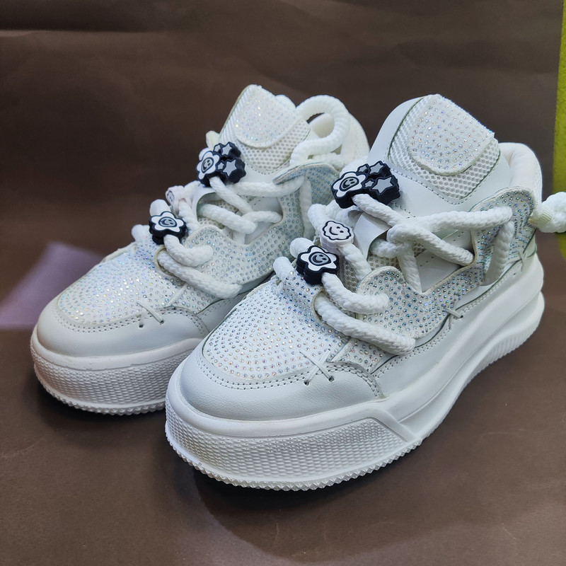 کفش روزمره زنانه مدل 2025