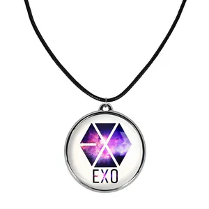 گردنبند خندالو مدل گروه اکسو EXO کد 28292830