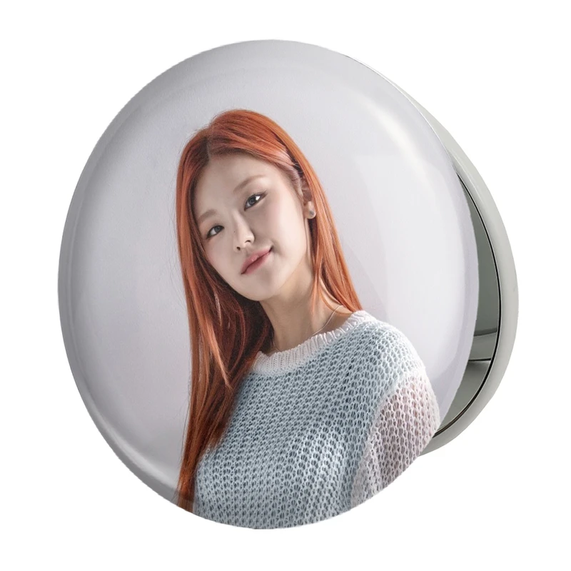 آینه جیبی خندالو طرح یجی گروه ایتزی ITZY مدل تاشو کد 20209 