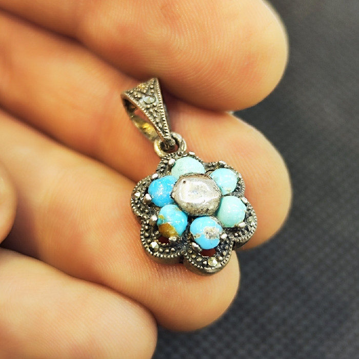 آویز گردنبند نقره زنانه مدل سنگ فیروزه نیشابور کد 85