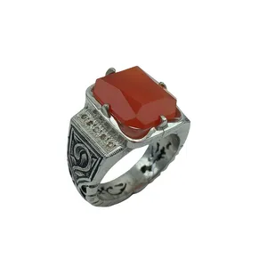 انگشتر نقره مردانه مدل عقیق یمنی اصل و طبیعی 1048