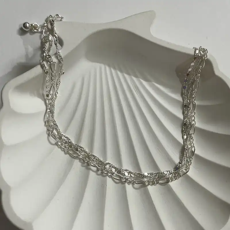 پابند زنانه اکسسورایز مدل مینیمال سه لاین متصل