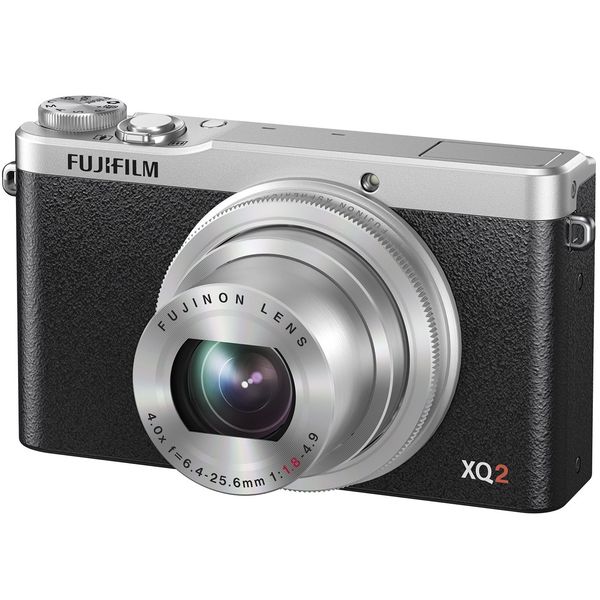دوربین دیجیتال فوجی فیلم مدل XQ2 دوربین دیجیتال فوجی فیلم مدل XQ2