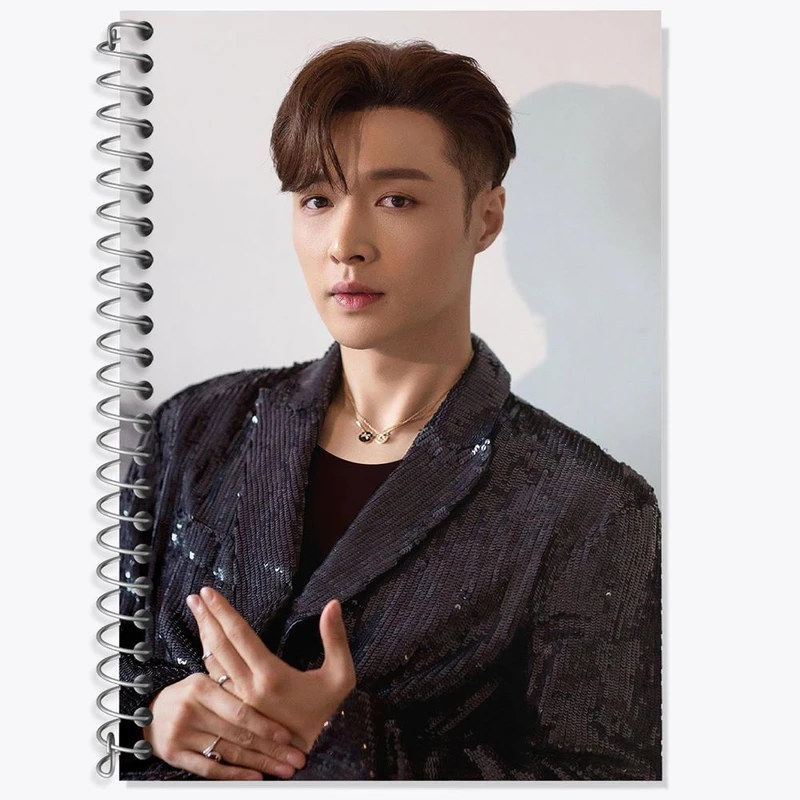 دفتر زبان 50 برگ خندالو مدل سه خط طرح لی گروه اکسو EXO کد 13435