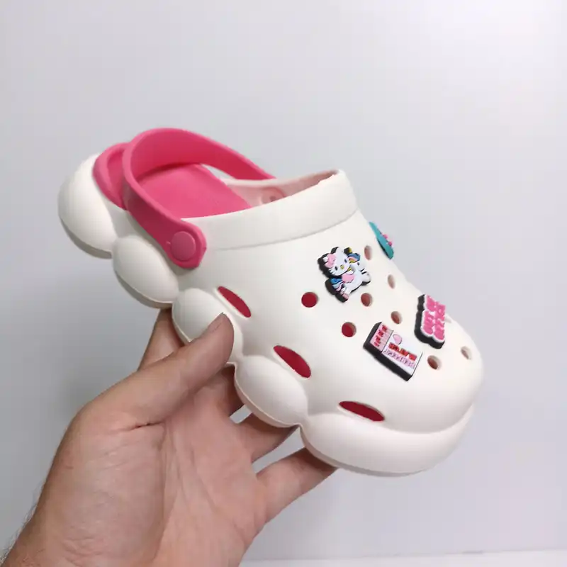 صندل زنانه مدل جلوبسته رکابدار طرح کیتی کد 1577-DPK