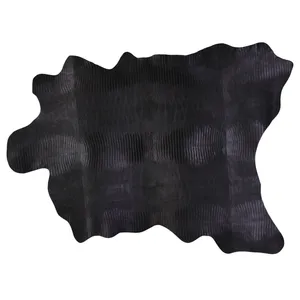 چرم طبیعی مدل بزی لیزارد کد 3G112L