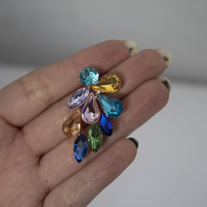 گوشواره زنانه مدل الماس کد 010 گوشواره زنانه مدل الماس کد 010