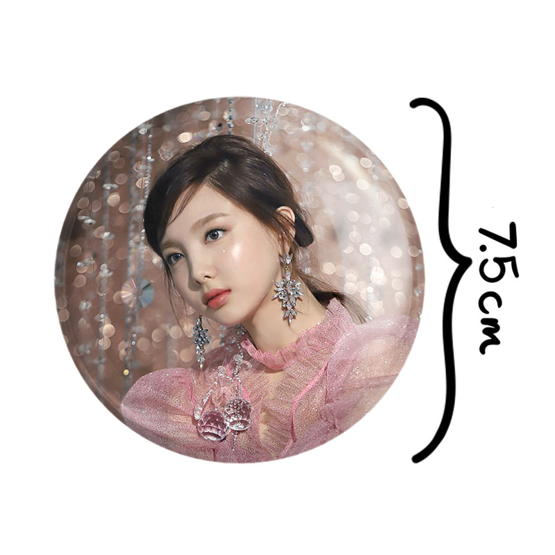 آینه جیبی خندالو طرح نایون گروه توایس TWICE مدل تاشو کد 19950