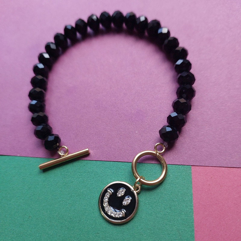 دستبند زنانه مدل آویز طرح صورتک با قفل تی کد HC181