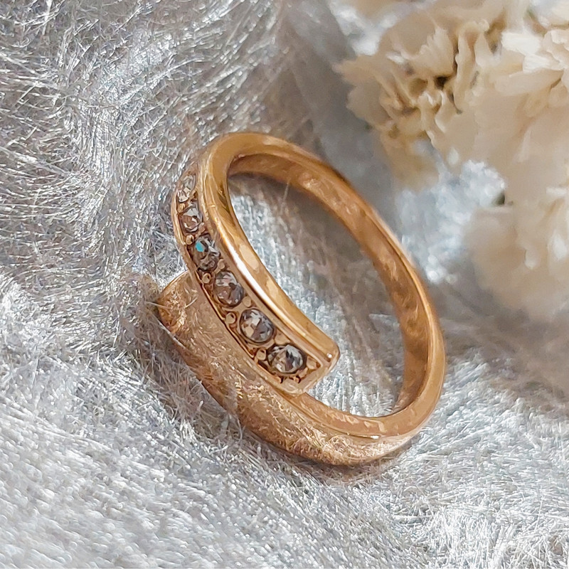 انگشتر زنانه مدل بیتا